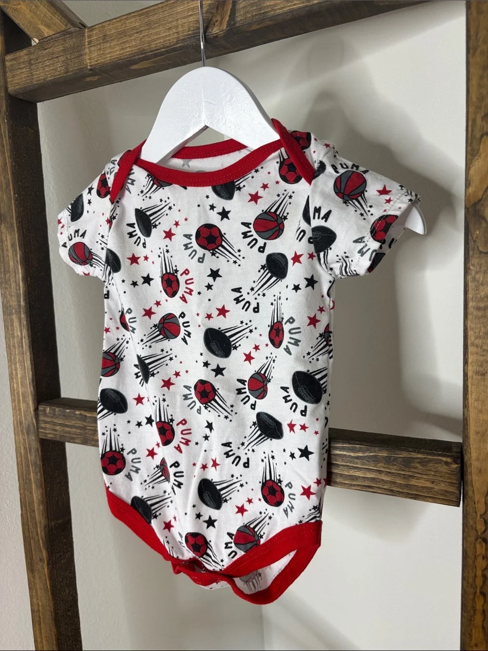 Puma White Bodysuit with Red & Black Sports Size 6-9M
